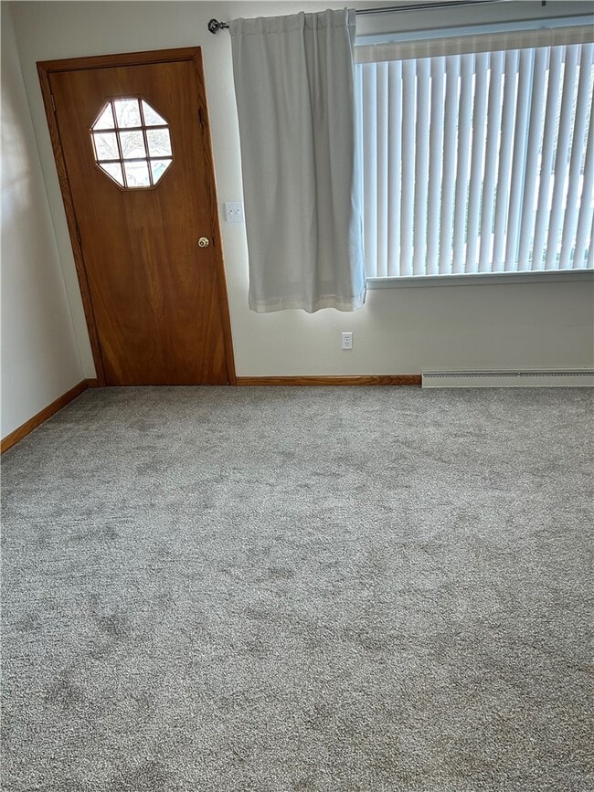 Photo - 1254 Charles St