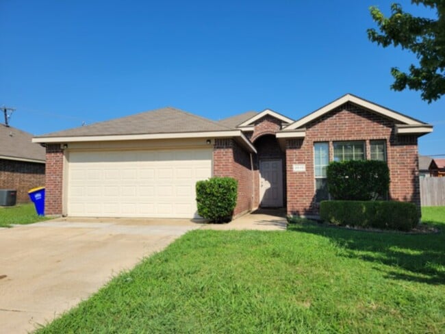 Building Photo - 3 BEDROOM IN SEAGOVILLE*** Rental