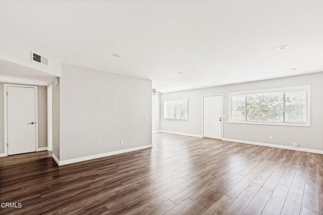 Building Photo - 460 E Cypress Ave Unit C