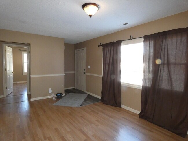 Photo - Beautiful Home in North Kansas City School...