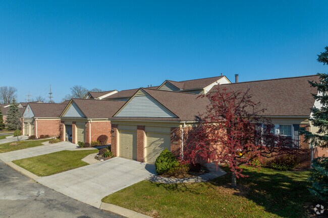 Photo - Turnberry Village