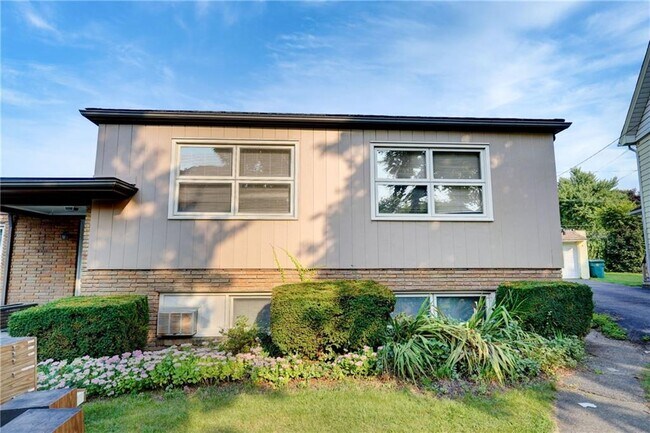 Photo - 2233 Clifford Ave Apartment Unit 1