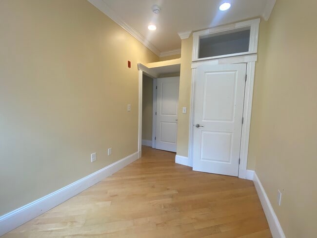 Photo - 156 Magazine St Unit 23