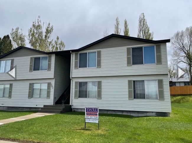 Building Photo - *Available Now! View by Self-Viewing Lock ... Rental