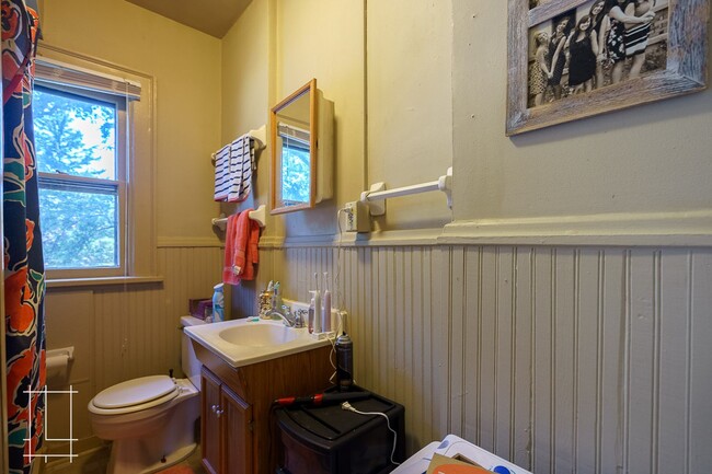 Photo - 229 W 1st Ave Unit 229 W. 1st Ave Apt. A