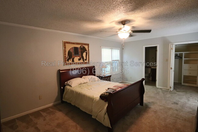 Photo - 2827 23rd St