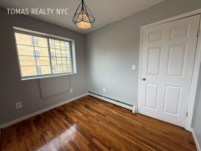 Photo - 794 Freeman St Unidad 3