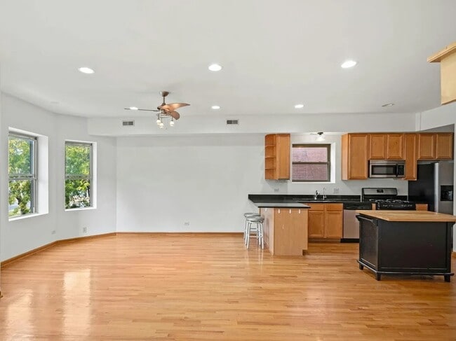 Photo - 6133 S Drexel Ave Unidad 3A