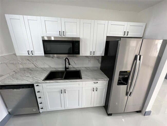 Photo - 2441 NW 32nd St