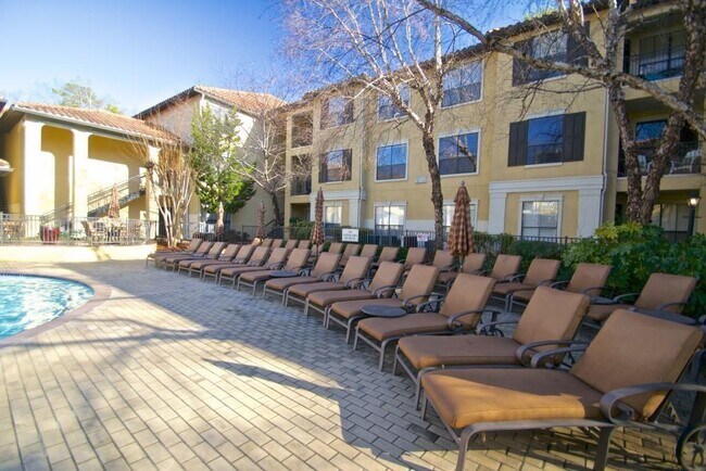 Photo - 3777 Peachtree Rd NE Unit 735