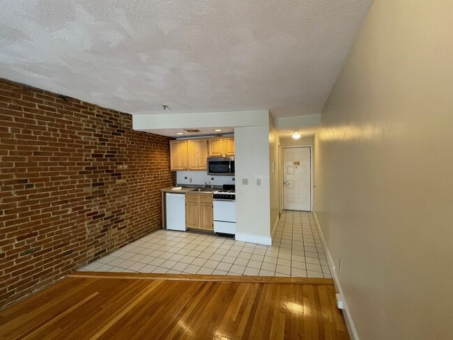 Photo - 12 Mount Auburn St Unidad 4