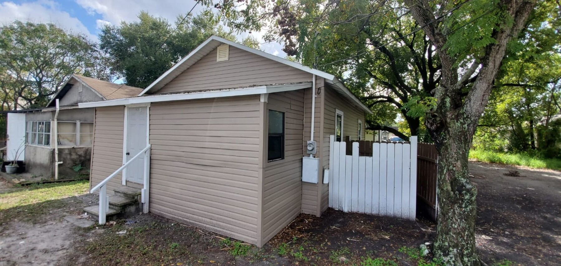 Remodeled 2/1 in Lakeland- Move-In Ready! - Remodeled 2/1 in Lakeland- Move-In Ready! House