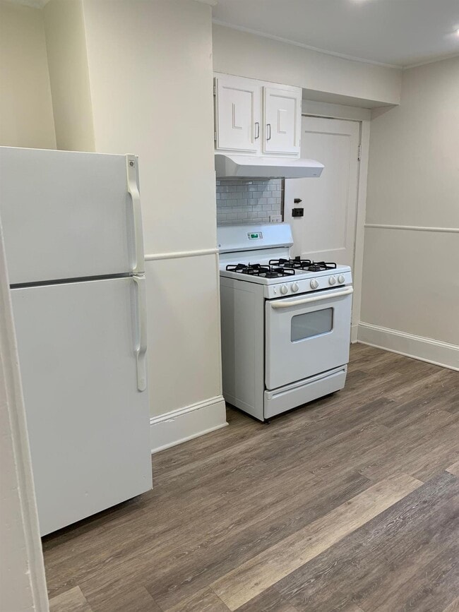 Photo - 25 Laurel St