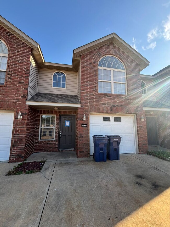 Photo - 2929 Meridian Pl Unit MERIDIAN 2929 #B-MERIDIAN 2929 #B