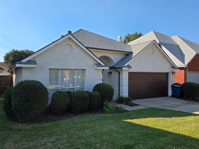 Building Photo - 2533 Potomac Dr
