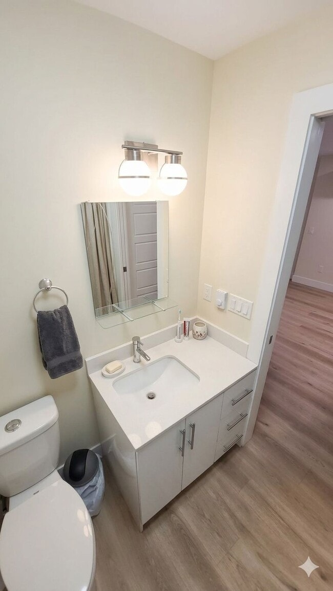 Photo - 7 Charlton Ave Unit 1