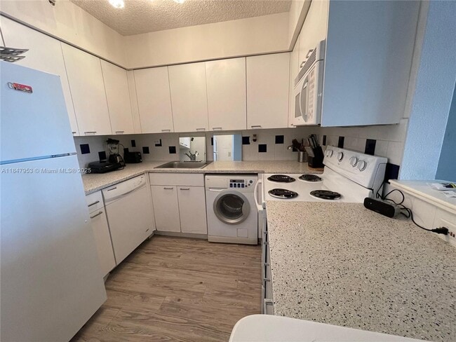 Photo - 1500 Bay Rd Unidad 454S