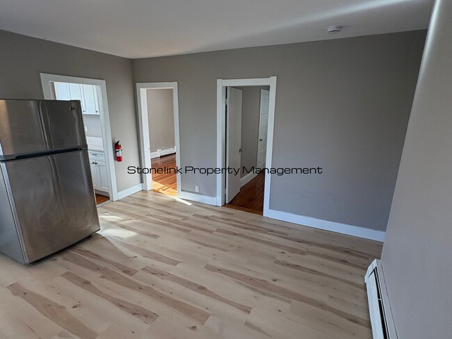 Building Photo - *65 W Cole Street Unit 1