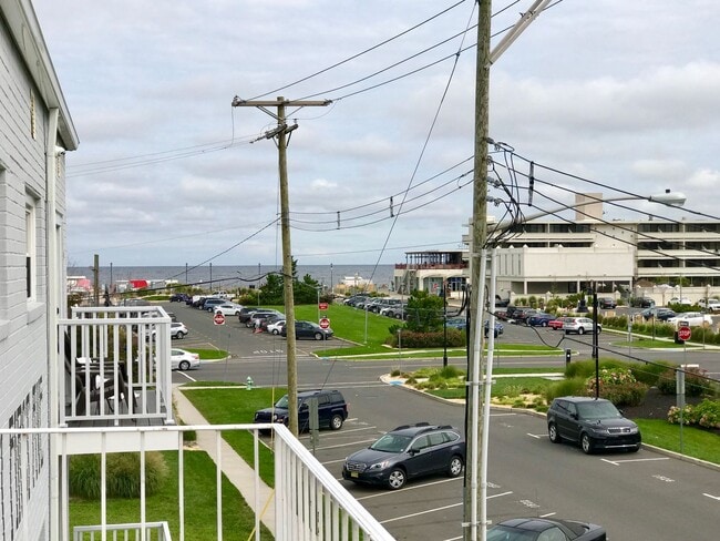 Photo - 211 First Ave