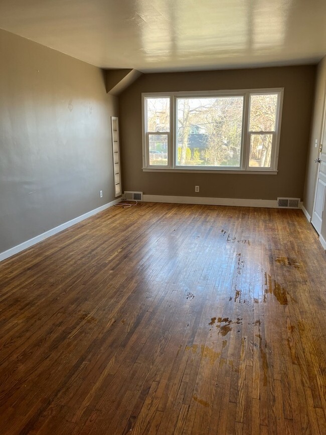 Photo - 217 W Cass St Unit 2W