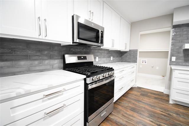 Photo - 1011 Sam Hill St