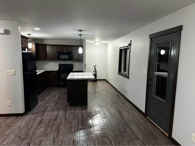 Photo - 1042 E Madison St Unidad B