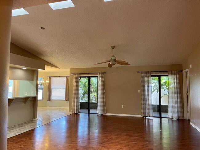 Photo - 2564 Islander Ct