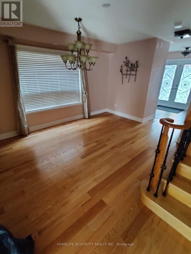 Photo - 6 Silverbell Ct