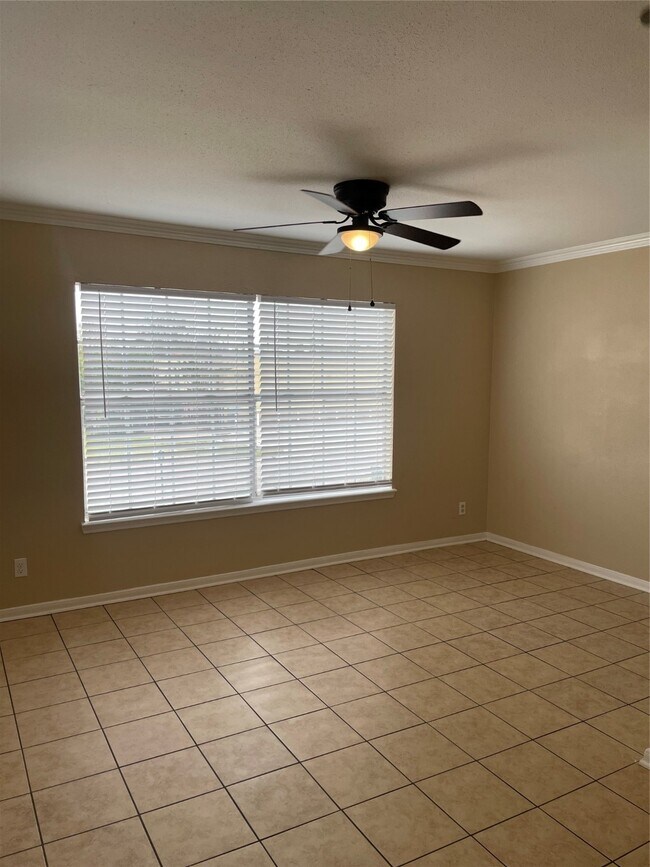Photo - 4711 Palisade Dr Unit 407