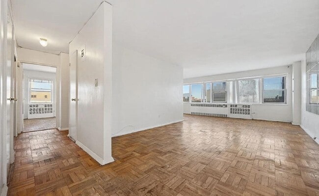 Photo - 3131 Grand Concourse