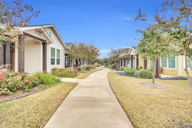 Photo - 500 Woodside Trl