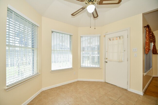 Photo - 12415 Fox Trace Ln