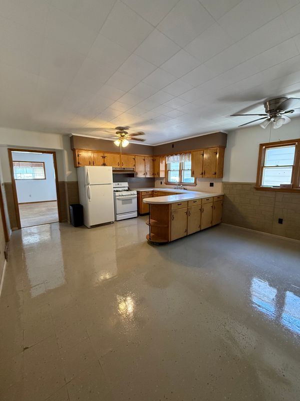 170 King St Unit 1