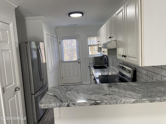 Photo - 338 Emerald Cove Ct