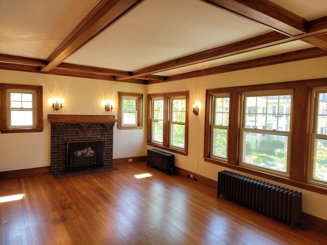 Photo - 133 Fairview Ave Unit 133