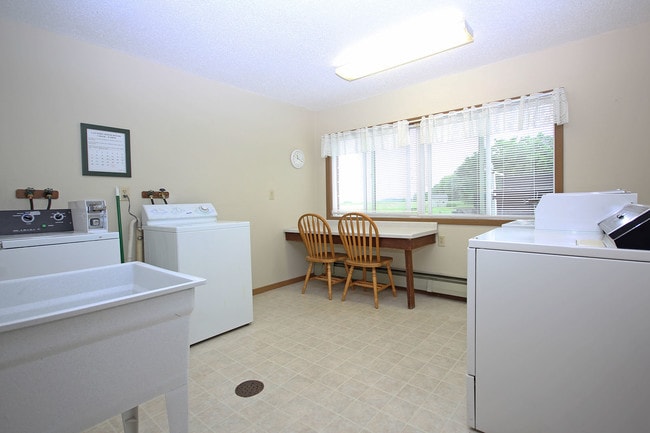 Photo - Oakwood Homes