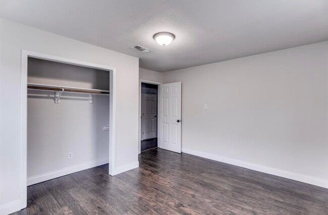 Photo - 2832 Avenue I