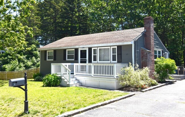 Impeccably maintained & updated 3 bedroom ... - Impeccably maintained & updated 3 bedroom ... House