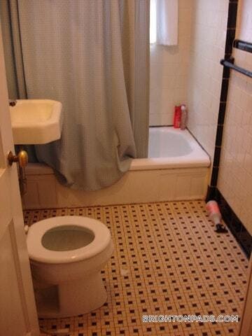 Photo - 6 Beechcroft St Unit 4