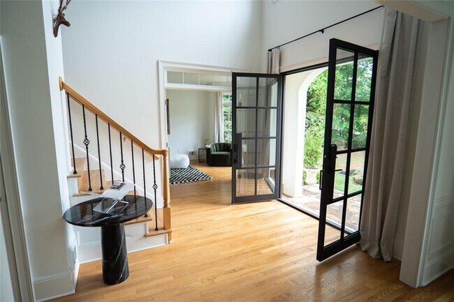 Photo - 3239 Mill Chase Cir SE