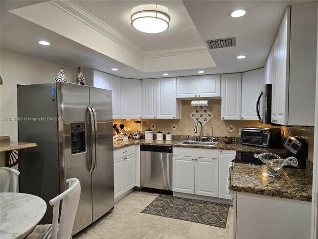 Photo - 16251 Golf Club Rd Unit 211