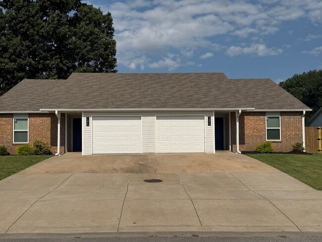 Photo - 1375 N Carriage Way Unidad 1375