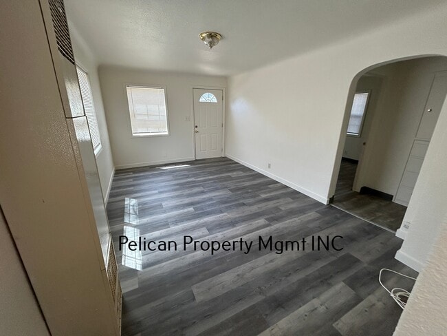 Photo - 2125 Orchard Ave