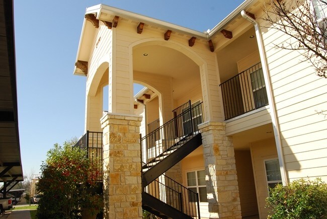 Photo - The Leaves of Winnsboro