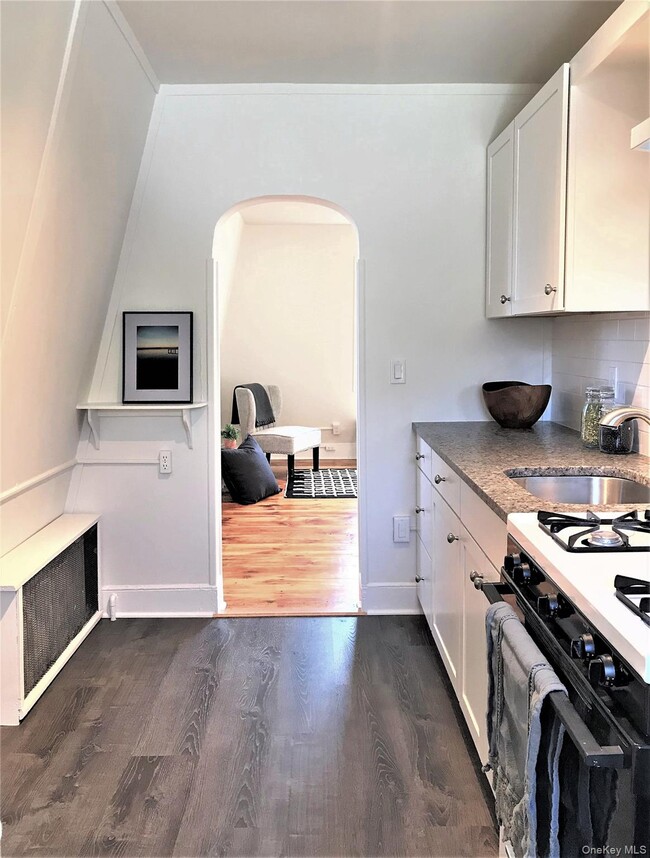 Photo - 46 Voorhis Ave Unit 3