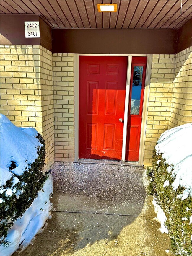 Photo - 2401 Cherry Hill Dr