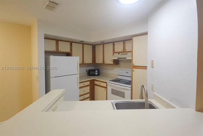 Photo - 3310 Pinewalk Dr N Unit 1825