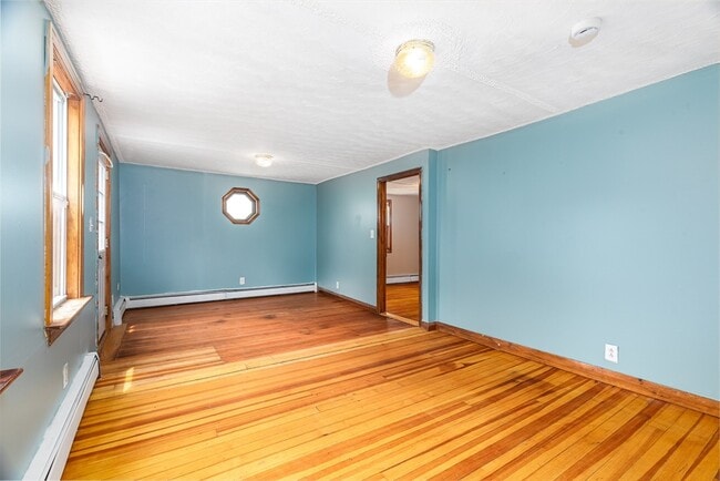 Photo - 62 Butler St Unit 2