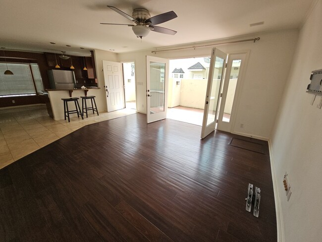 Photo - 4090 Falcon St Unidad #E1 Rental
