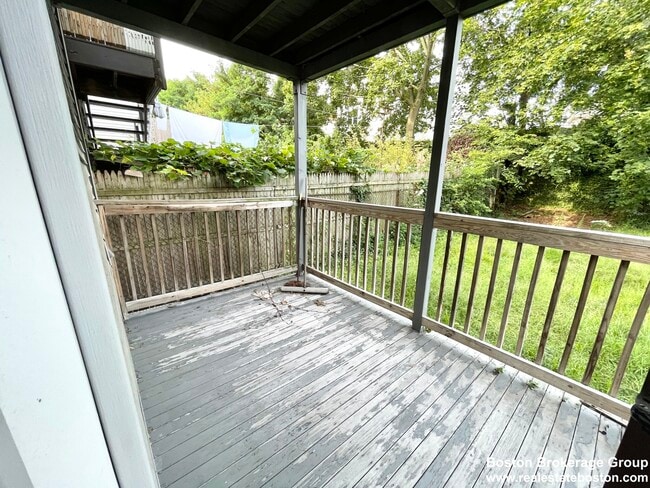 Photo - 122 Buttonwood St Unidad 1